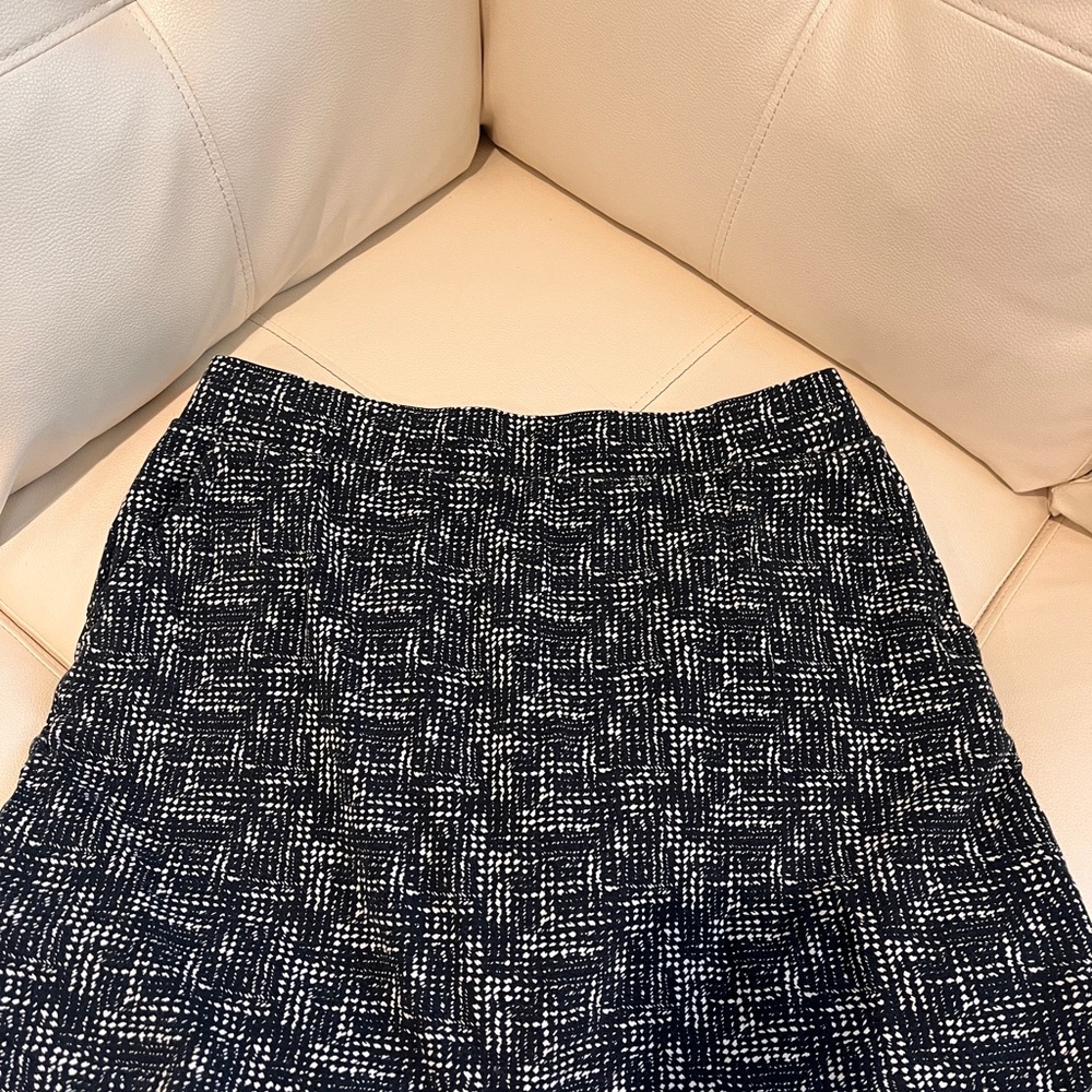 croft & barrow Black and White Textured Skort
